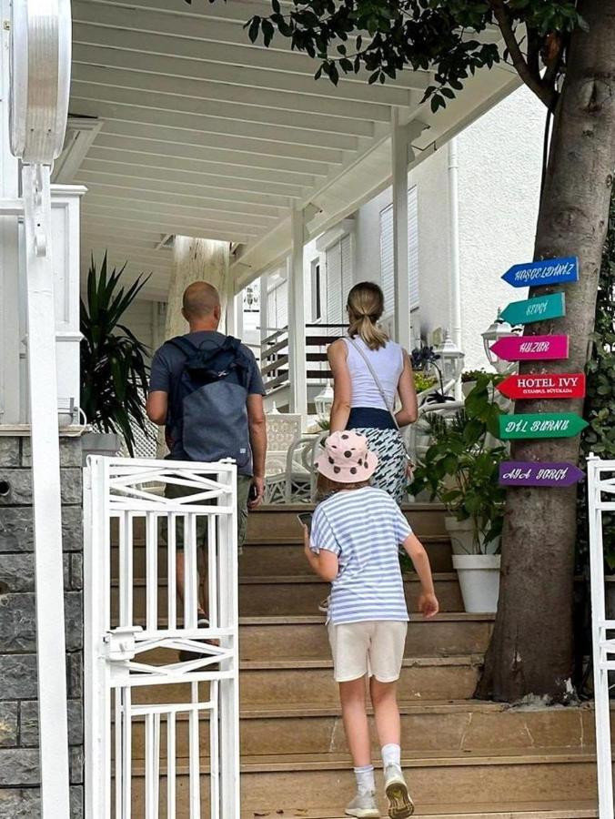 Hi Hotel Ivy Bueyuekada Prinseneilanden Buitenkant foto